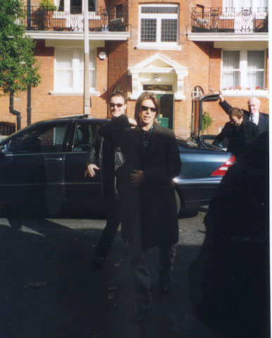 David arriving at Maida Vale